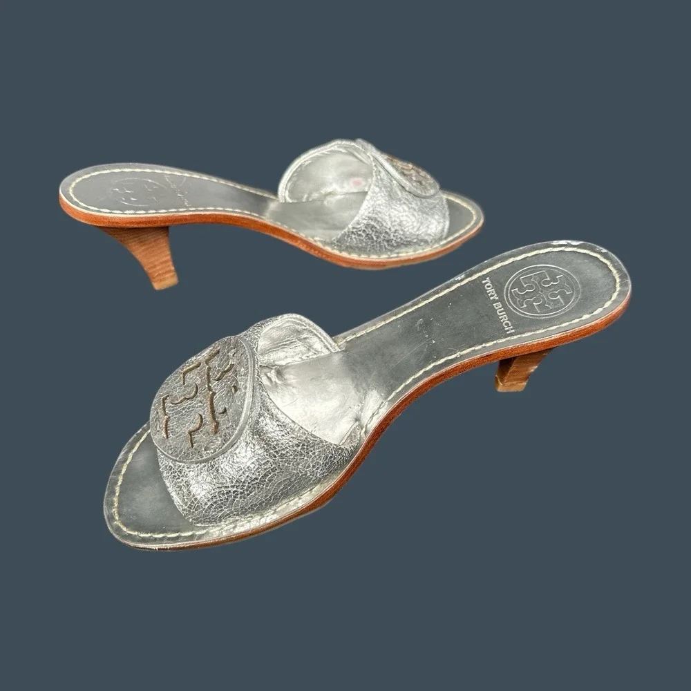 Tory Burch Miller Sandals Womens 6.5M Metallic Silver Open Toe Wooden KittenHeel